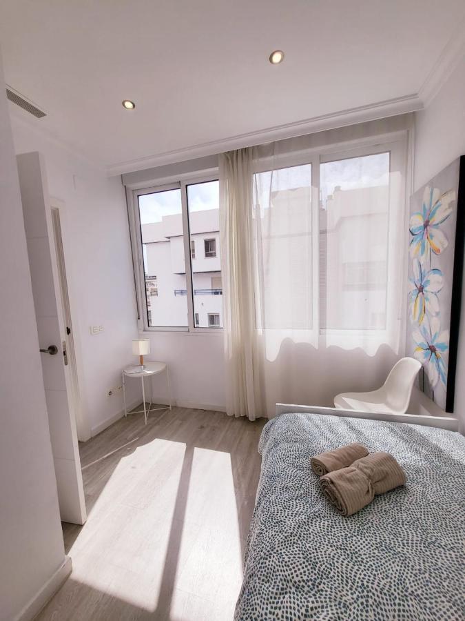 Stylish 3 Bedroom Penthouse In Marbella Centre With Large Pool Close To The Beach Dış mekan fotoğraf
